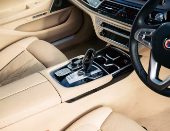 Интерьер Alpina B7 Bi-Turbo [UK-spec] (G12) '2016–02.2019