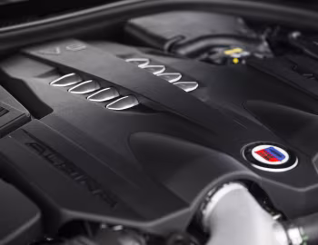 Bajo el capó 2020–22 Alpina B7 Bi-Turbo [North America] (G12) '2019–06.2022