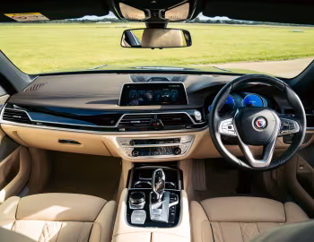 Интерьер Alpina B7 Bi-Turbo [UK-spec] (G12) '2016–02.2019