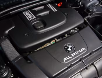 Под капотом Alpina D3 Limousine (E90) '12.2005–04.2008