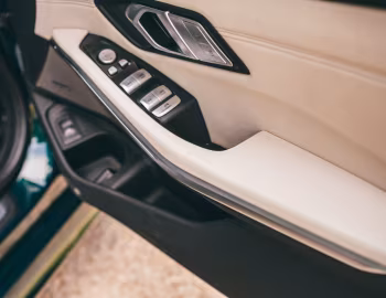 Интерьер Alpina D3 S Touring [UK-spec] (G21) '07.2020–06.2022