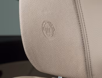 Интерьер Alpina D4 Bi-Turbo Coupe [UK-spec] (F32) '07.2014–17