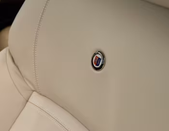 Интерьер Alpina D5 Bi-Turbo Limousine [UK-spec] (F10) '09.2011–13