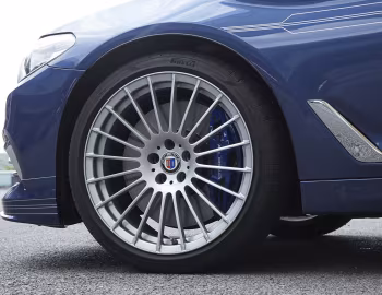 Alpina D5 S Allrad Limousine [Japan] (G30) '2017–06.2020