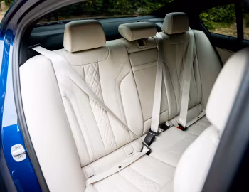 Interior Alpina D5 S Limousine [UK-spec] (G30) '2020–23