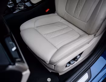 Interior Alpina D5 S Limousine [UK-spec] (G30) '2020–23