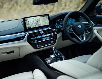 Interior Alpina D5 S Limousine [Japan] (G30) '2020–12.2023