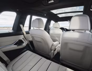 Интерьер 2021–22 Alpina XB7 [North America] (G07) '2020–22