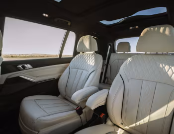 Интерьер 2021–22 Alpina XB7 [North America] (G07) '2020–22