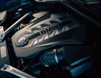 Под капотом Alpina XB7 Manufaktur Aluminium Satin Line [Japan] (G07) '2024–н.в.