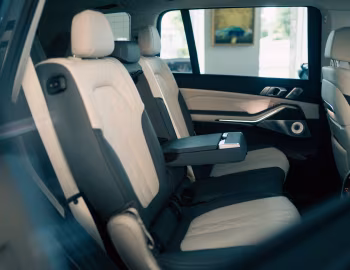 Интерьер Alpina XB7 Manufaktur Aluminium Satin Line [Japan] (G07) '2024–н.в.