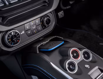 Interior Alpine A110 [UK-spec] '2022–pr.