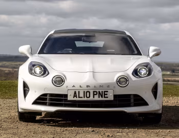 Alpine A110 [UK-spec] '2022–pr.