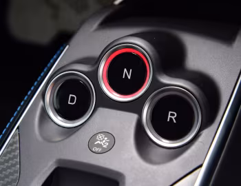 Интерьер Alpine A110 Pure [UK-spec] '2018–н.в.