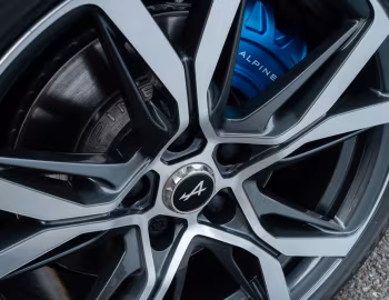 Alpine A110 Pure [UK-spec] '2018–pr.