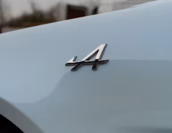 Alpine A110 Pure [UK-spec] '2018–pr.