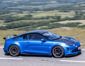 Alpine A110 R [UK-spec] '2023–pr.