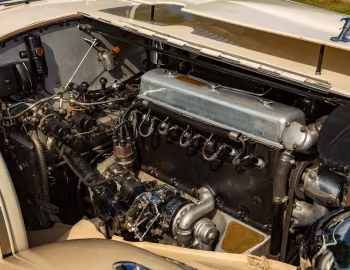 Sous la capuche Alvis Speed 25 SB Drophead Coupe by Lancefield '1938