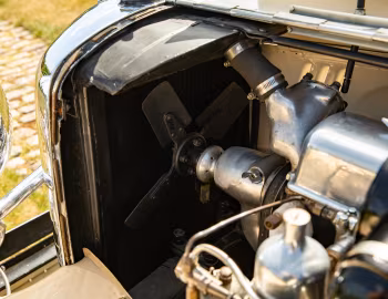 Sous la capuche Alvis Speed 25 SB Drophead Coupe by Lancefield '1938