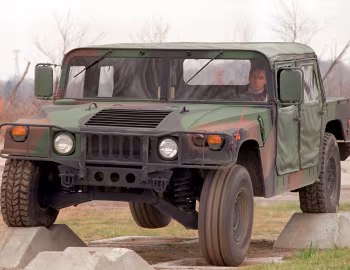 HMMWV M998 '06.1984–94