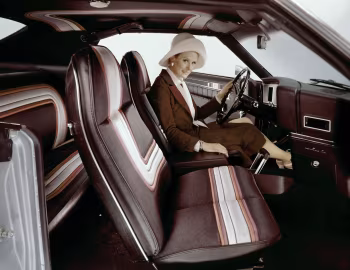Інтер'єр 1972 AMC Javelin SST with Pierre Cardin (7279-7)