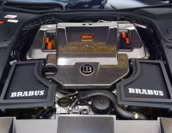 Sob o capô Brabus Rocket 900 "DESERT GOLD" Edition (W222) '2015–17