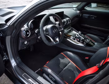 Interior McChip-DKR Mercedes-AMG GT S (C190) '2015–17