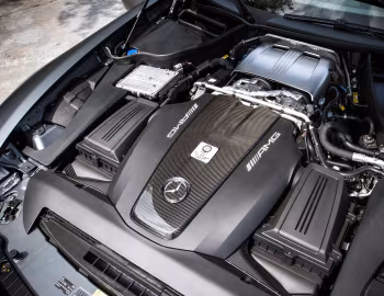 Sob o capô McChip-DKR Mercedes-AMG GT S (C190) '2015–17