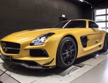 McChip-DKR Mercedes-Benz SLS 63 AMG Black Series (C197) '2014