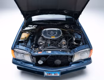 Bajo el capó AMG 500 SEL "Blueberry" (V 126 E 50) '1984