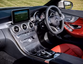 Interior Mercedes-Benz C 220 d AMG Line Cabriolet [UK-spec] (A205) '2016–18