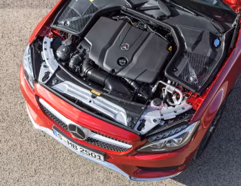 Sob o capô Mercedes-Benz C 250 d 4MATIC Coupé AMG Line [Worldwide] (C205) '2015–18