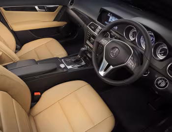 Interior Mercedes-Benz C 250 AMG Sports Package [Australia] (W204) '2011–14