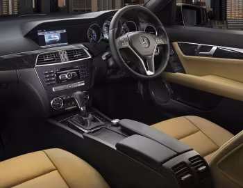 Interior Mercedes-Benz C 250 AMG Sports Package [Australia] (W204) '2011–14