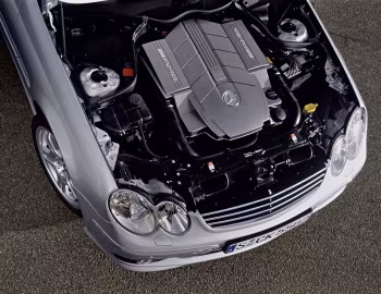 Sob o capô Mercedes-Benz C 55 AMG (W203) '2004–07