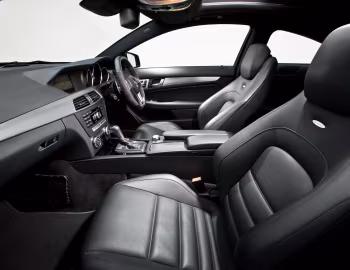 Intérieur Mercedes-Benz C 63 AMG Coupe [UK-spec] (C204) '2011–15