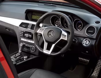 Intérieur Mercedes-Benz C 63 AMG Coupe [UK-spec] (C204) '2011–15