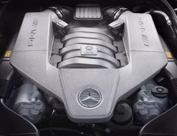 Bajo el capó Mercedes-Benz C 63 AMG DR 520 Estate [UK-spec] (S204) '2010