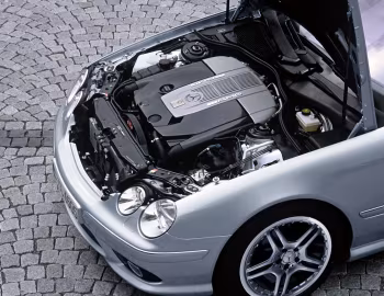 Sob o capô Mercedes-Benz CL 65 AMG [Worldwide] (C215) '2003–06