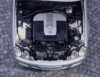 Sob o capô Mercedes-Benz CL 65 AMG [Worldwide] (C215) '2003–06