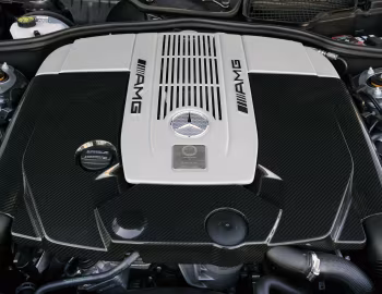 Під капотом Mercedes-Benz CL 65 AMG [UK-spec] (C216) '2007–10