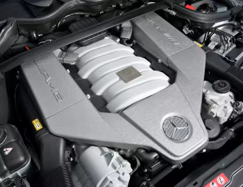 Під капотом Mercedes-Benz CLK 63 AMG Black Series [UK-spec] (C209) '2007–09