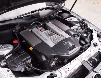 Bajo el capó Mercedes-Benz CLK AMG DTM Cabrio (A209) '2006