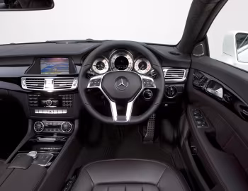 Panel frontal Mercedes-Benz CLS 350 CDI AMG Sports Package [UK-spec] (C218) '2010–14