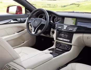 Interior Mercedes-Benz CLS 500 4MATIC Shooting Brake AMG Sports Package (X218) '2012–14