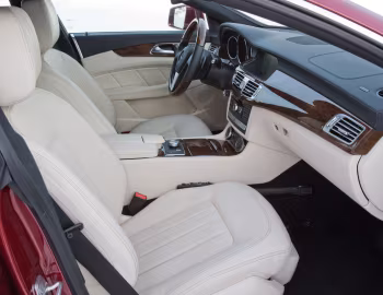 Interior Mercedes-Benz CLS 500 4MATIC Shooting Brake AMG Sports Package (X218) '2012–14