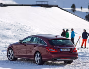 Mercedes-Benz CLS 500 4MATIC Shooting Brake AMG Sports Package (X218) '2012–14