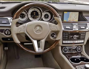Panel frontal 2011–14 Mercedes-Benz CLS 550 AMG Sports Package [US-spec] (C218) '2010–14