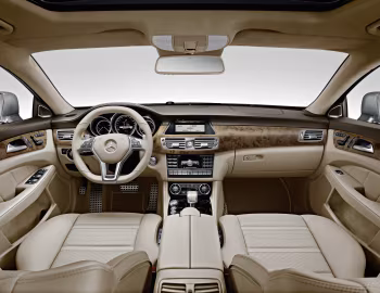 Передня панель Mercedes-Benz CLS 63 AMG [Worldwide] (C218) '2010–14