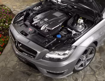 Bajo el capó Mercedes-Benz CLS 63 AMG [Worldwide] (C218) '2010–14